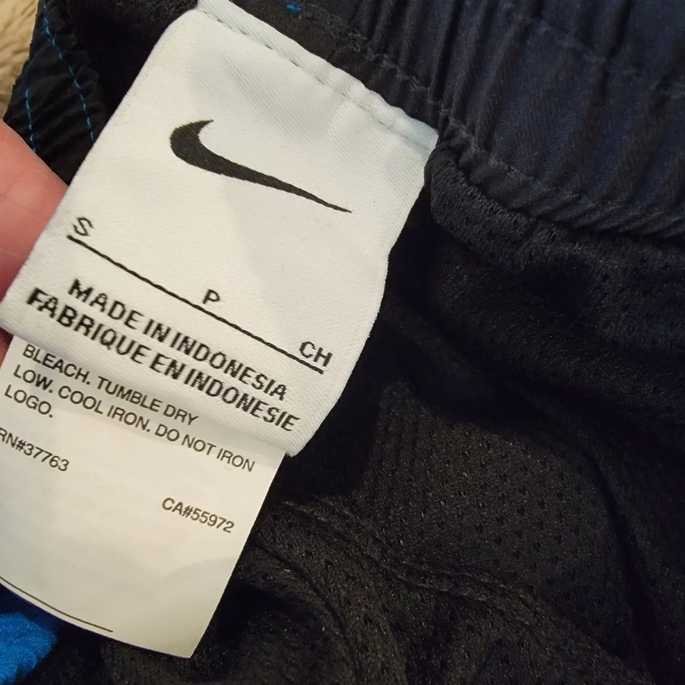 Nike men core